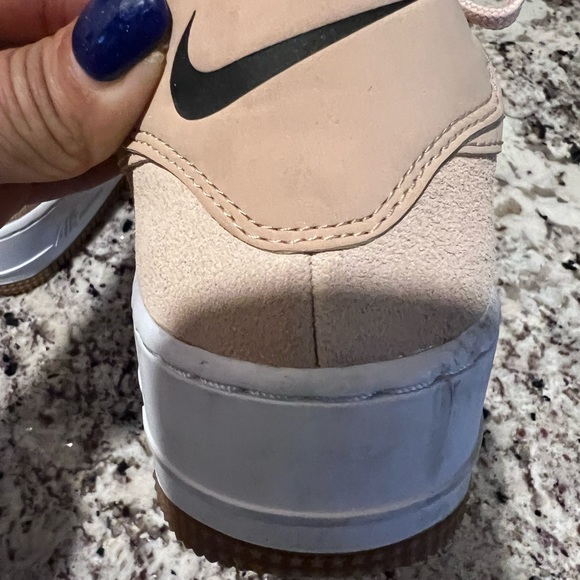 Nike Platform Suede Shoe - Picture 10 of 11